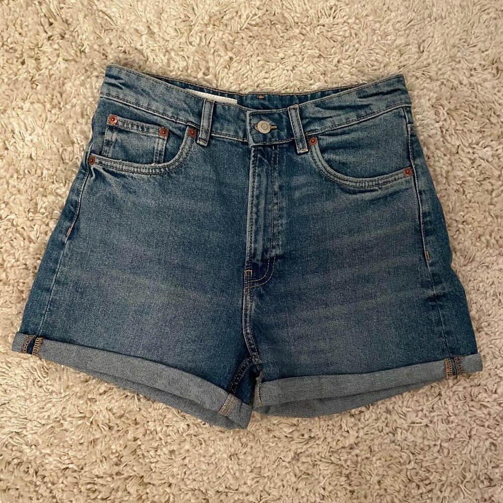 Zara Mid Wash Rolled Hem Denim Shorts - Blue